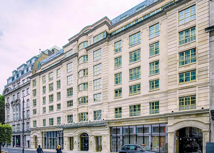Middle Eight - Preferred Hotels&Resorts